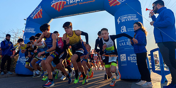 Más de 400 escolares en el Duatlón de Sagunto